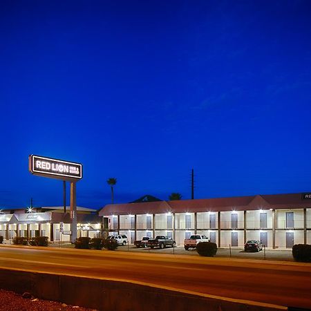 Red Lion Inn & Suites Tucson Downtown Exterior photo